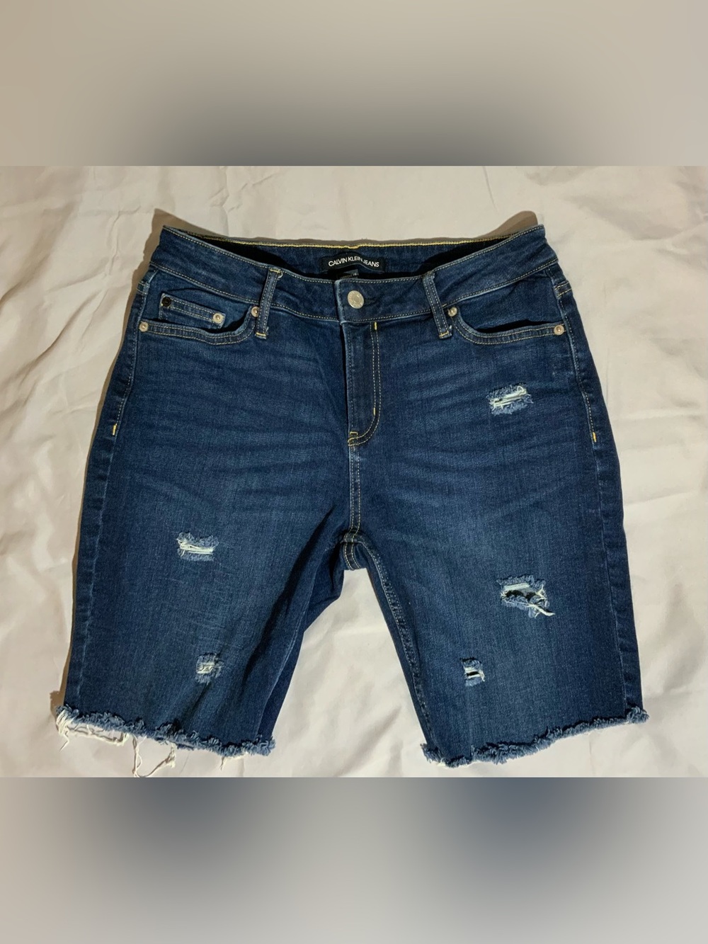 Calvin Klein Women's Blue Weight Bermuda Shorts SZ 8 Item #1279162